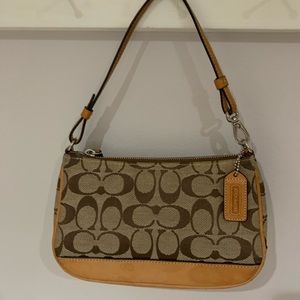 Coach shoulder purse